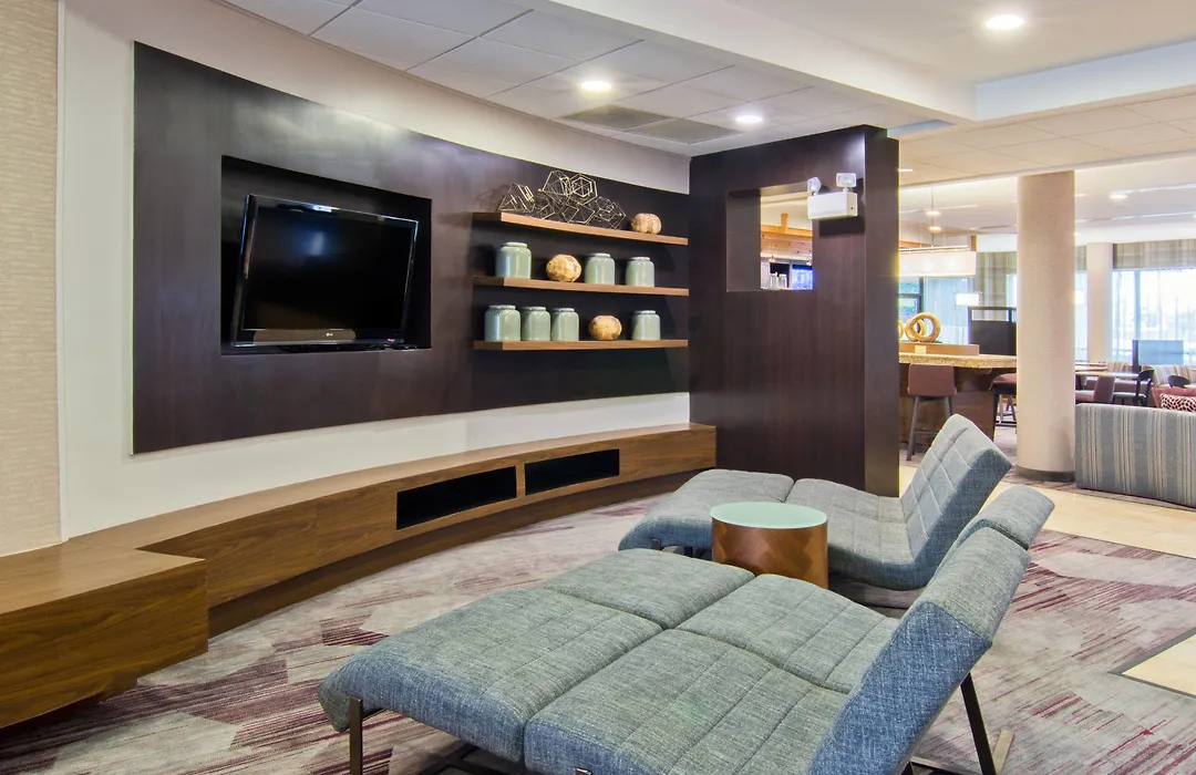 Courtyard By Marriott Clarksville-1