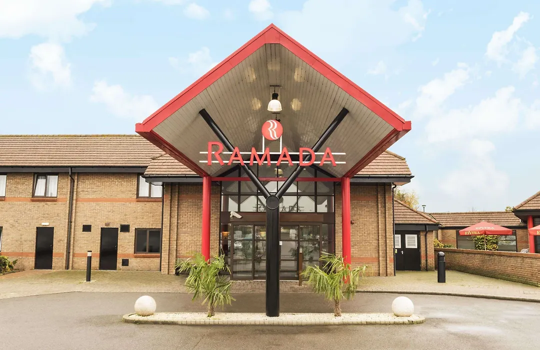 Ramada Cambridge-1