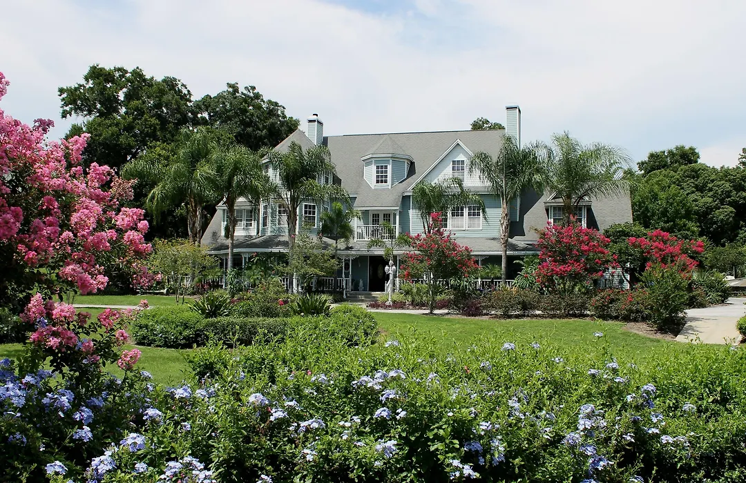 Heron Cay Lakeview Bed & Breakfast-1