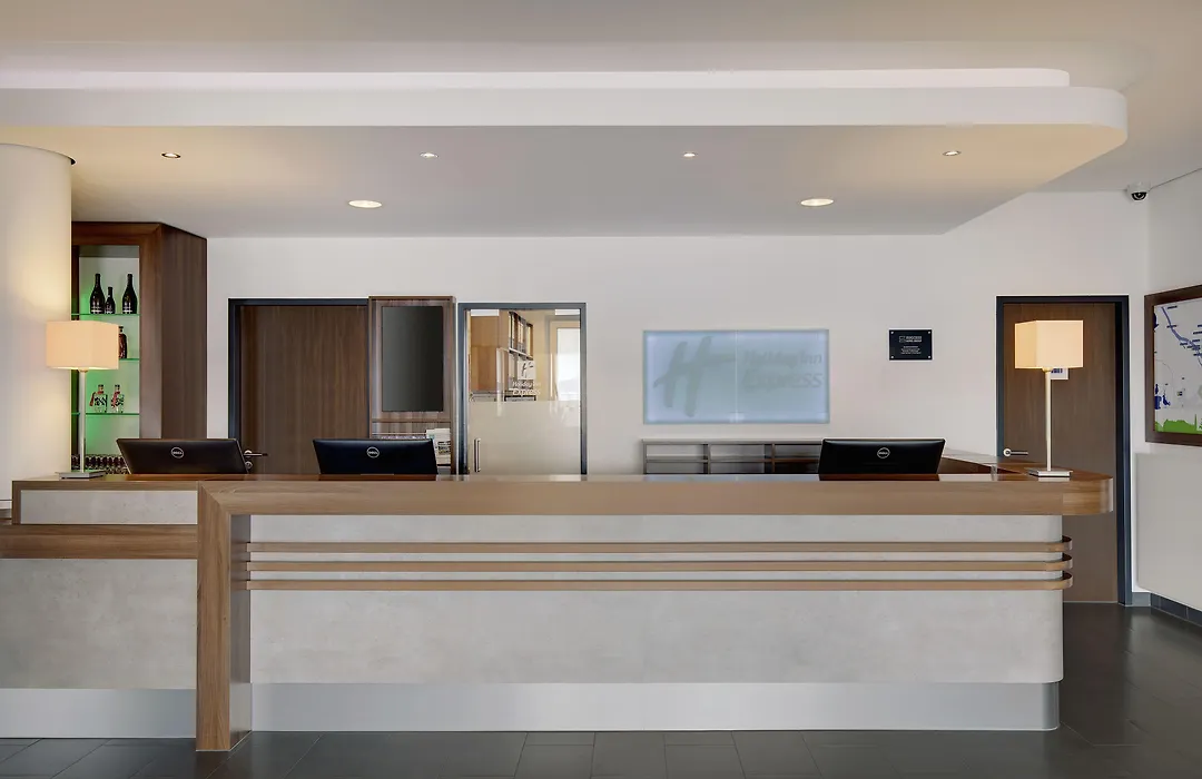 Holiday Inn Express Bremen Airport By Ihg-1