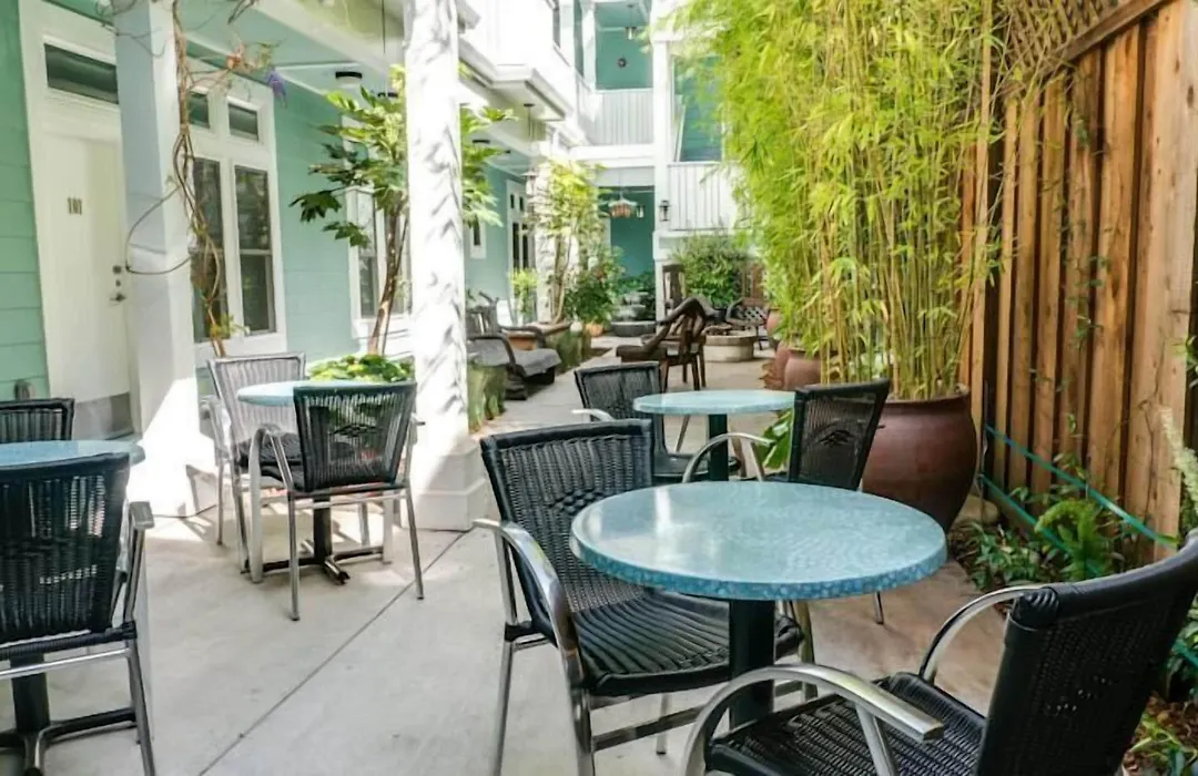 Pacific Blue Inn-1