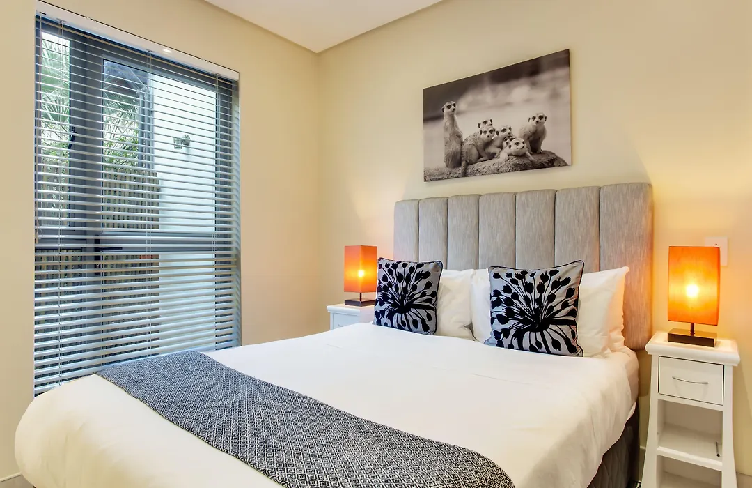The One 8 Hotel In Green Point - Solar Power-1