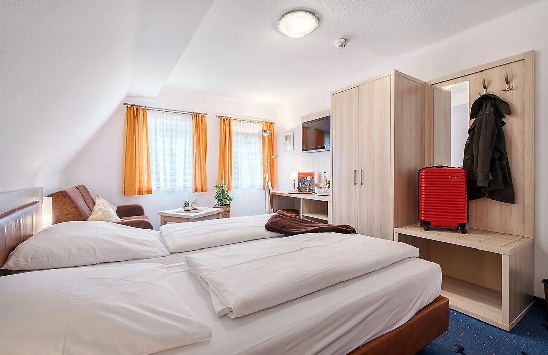 Hotel Rappen Rothenburg ob der Tauber-1