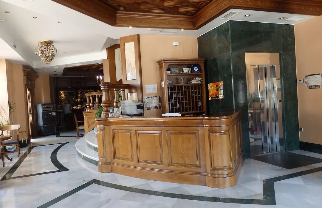 Hotel Aranda-1