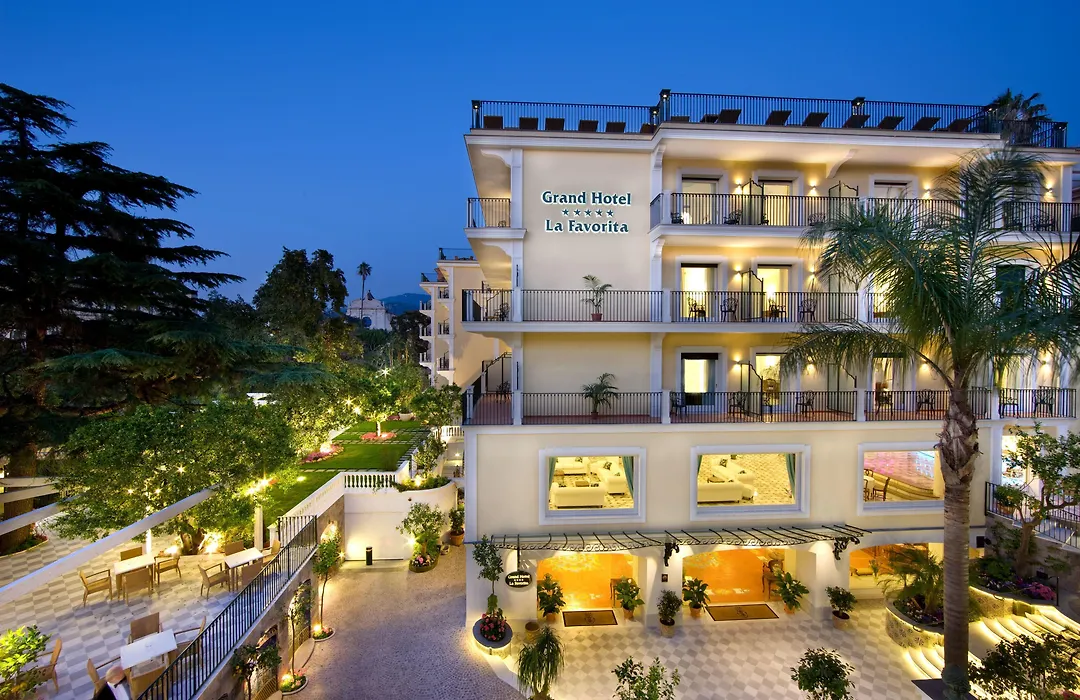 Grand Hotel La Favorita-1