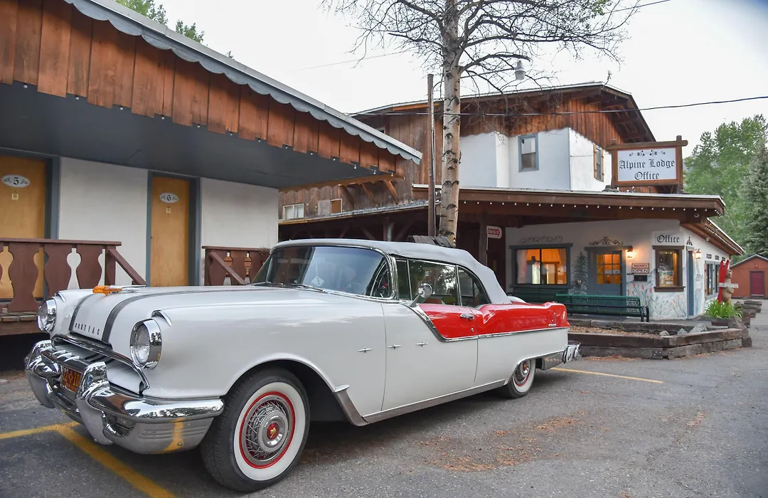 Alpine Lodge Red River-1