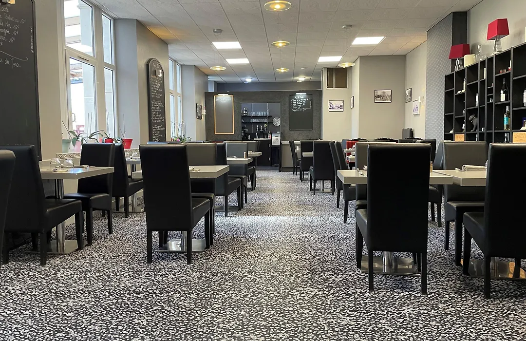 Hôtel Restaurant de l'Ecu-1