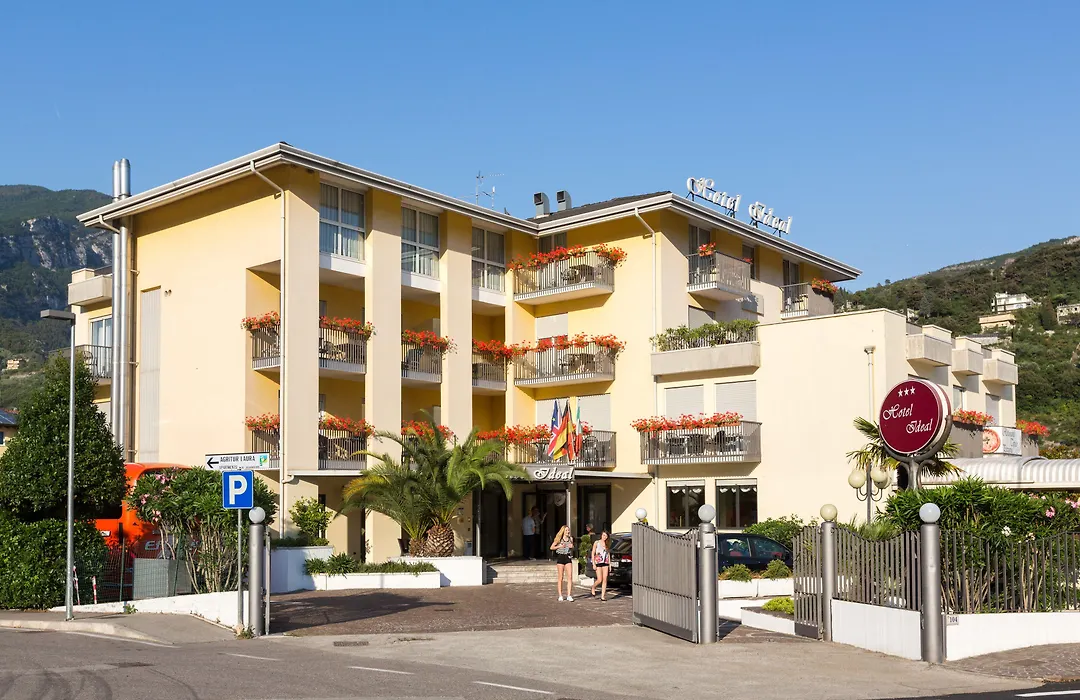 Goti Hotel-1