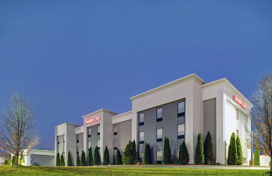 Hampton Inn Farmington-1