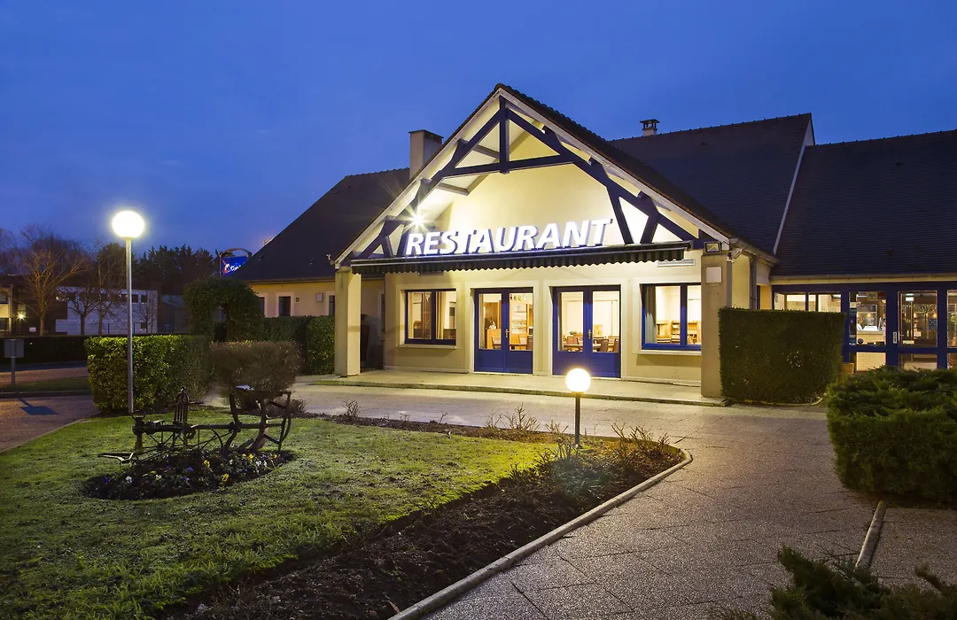 Comfort Hotel Etampes-1