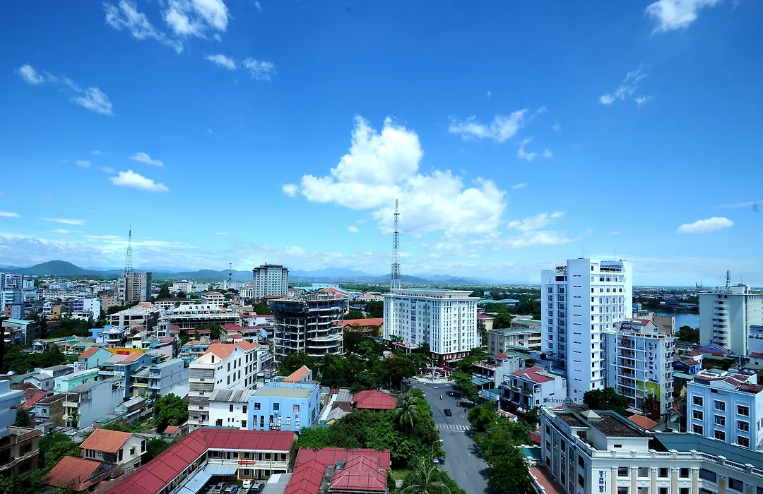 Romance Hotel-1