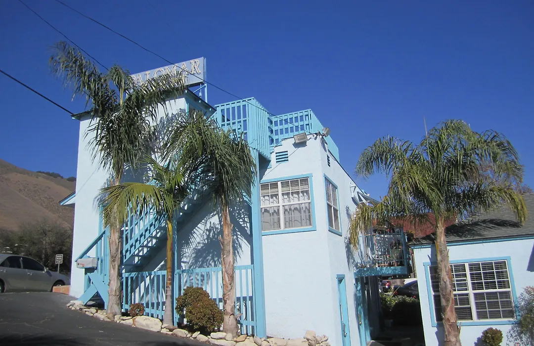 The Palomar Inn-1