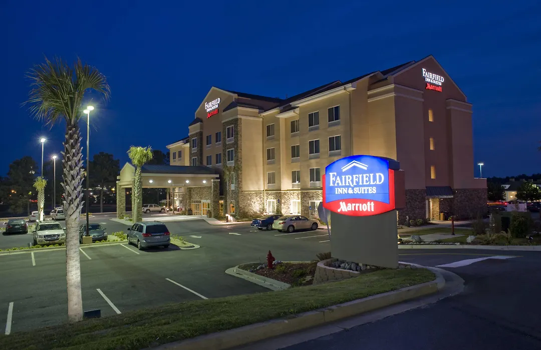 Fairfield Inn & Suites By Marriott Commerce-1