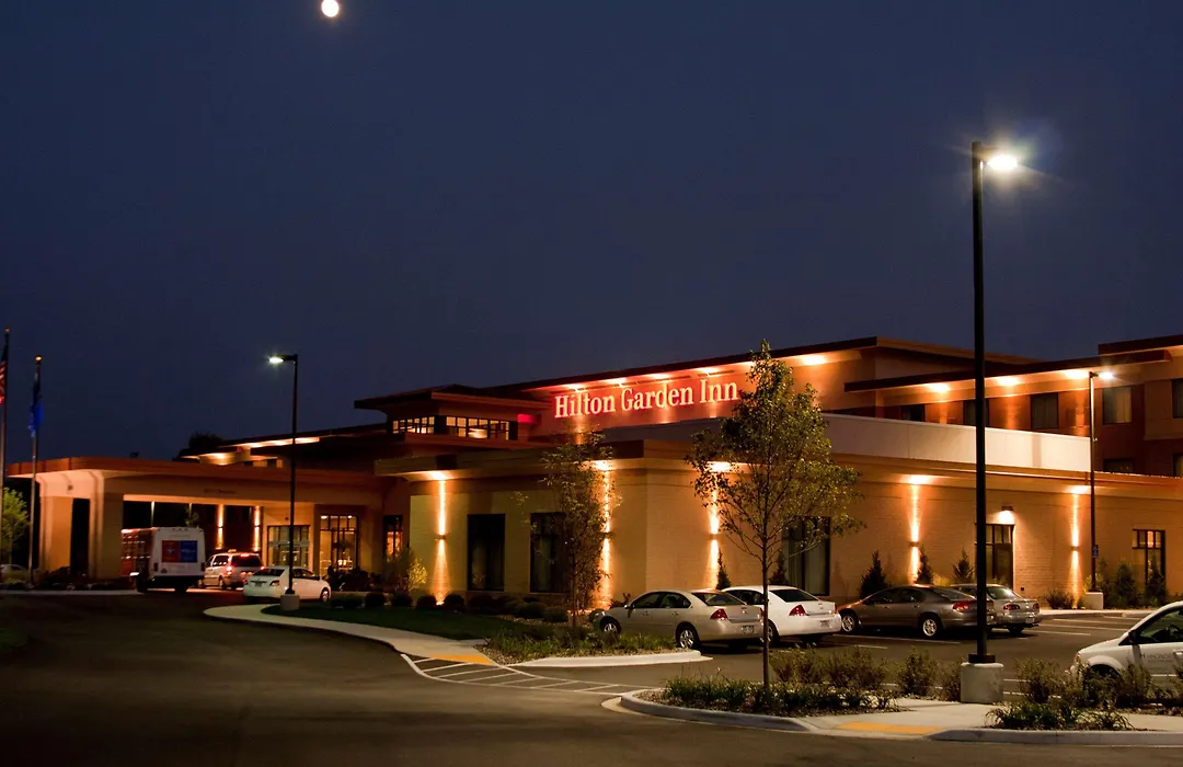 Hilton Garden Inn Milwaukee Airport-1