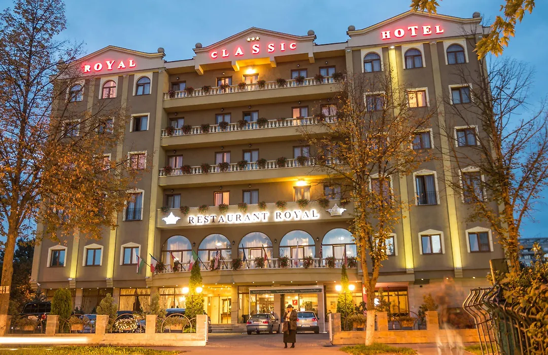 Royal Class Hotel-1