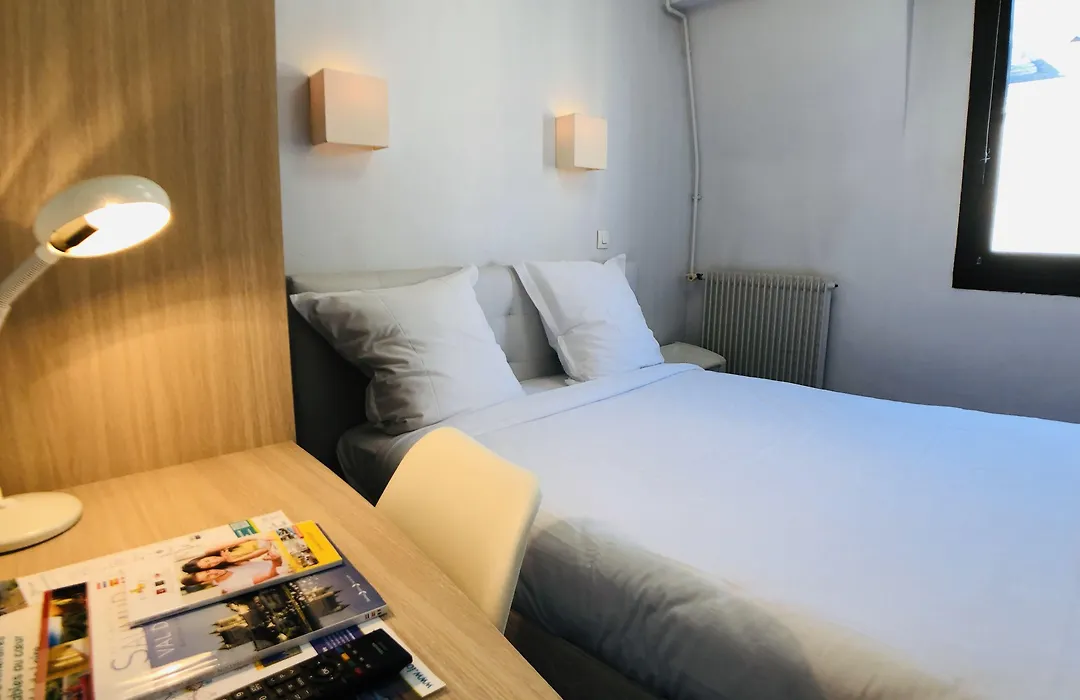 Cit'Hotel Le Volney-1