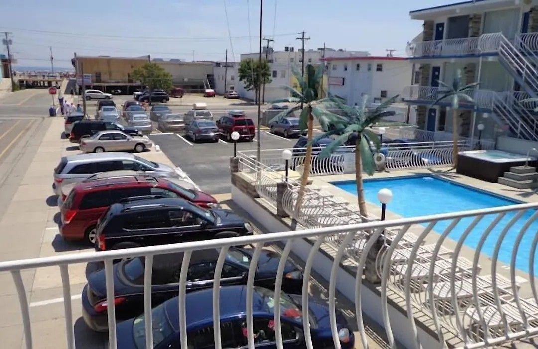 Quarterdeck Motel-1