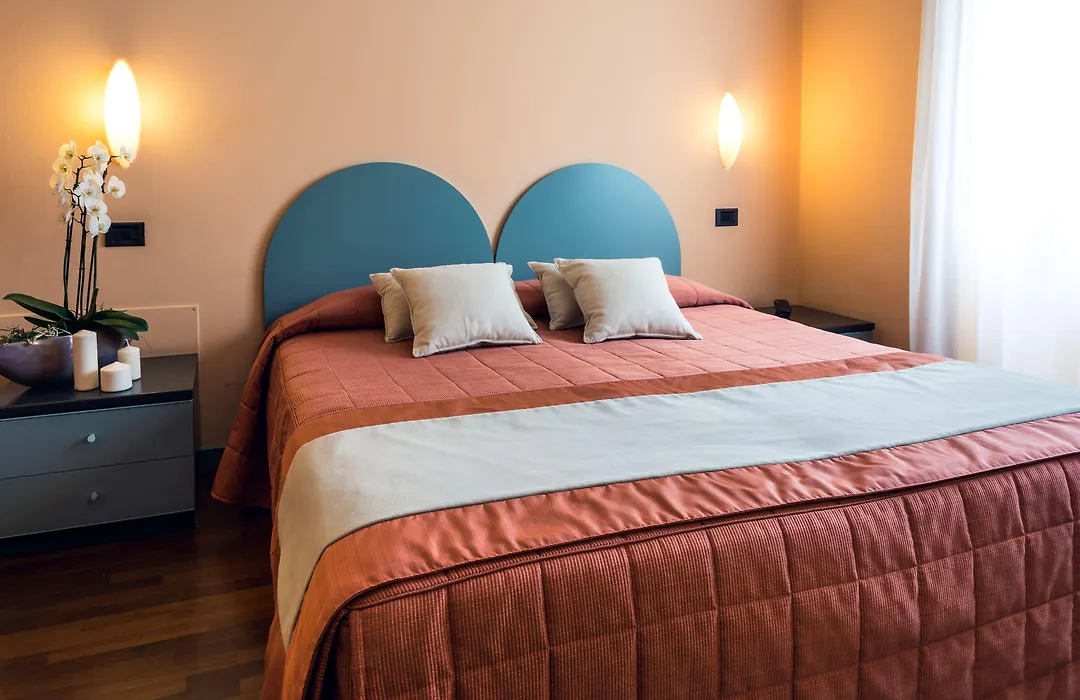 Hotel Vittoria-1