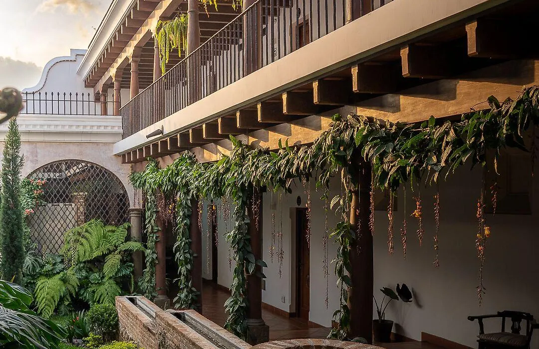 Los Pasos Boutique Hotel & Spa-1