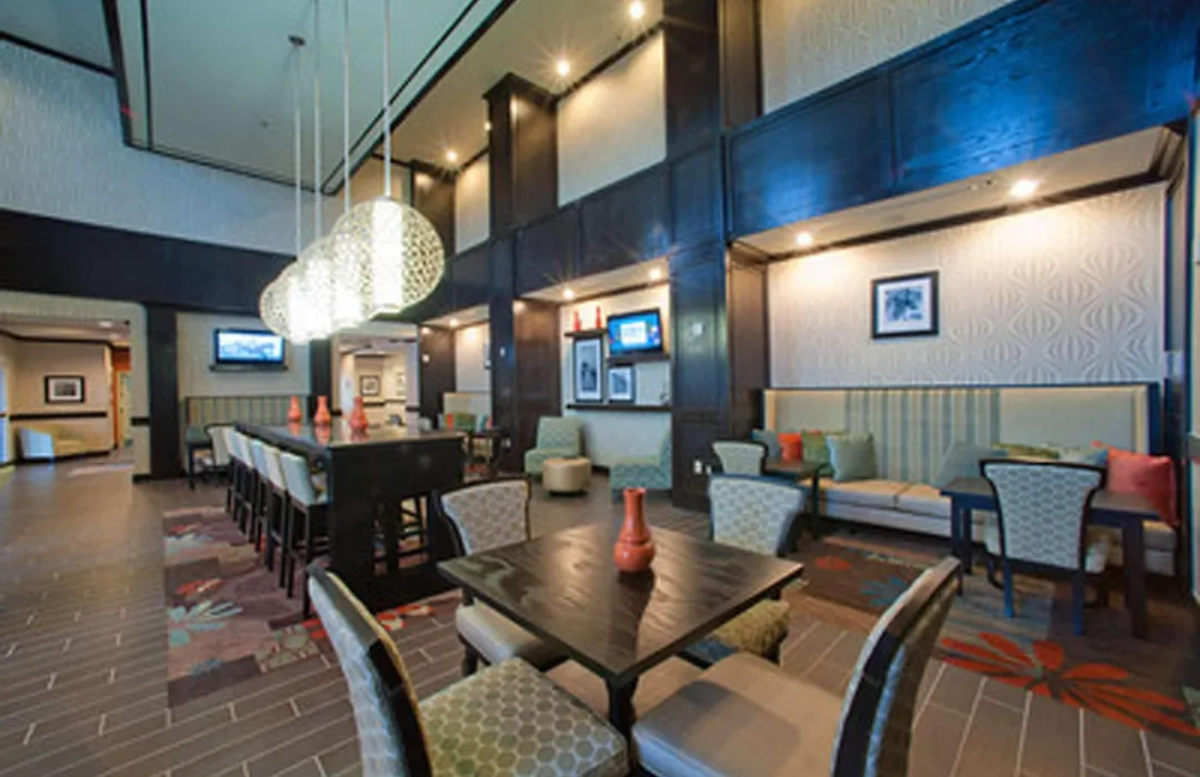 Hampton Inn & Suites Denison-1