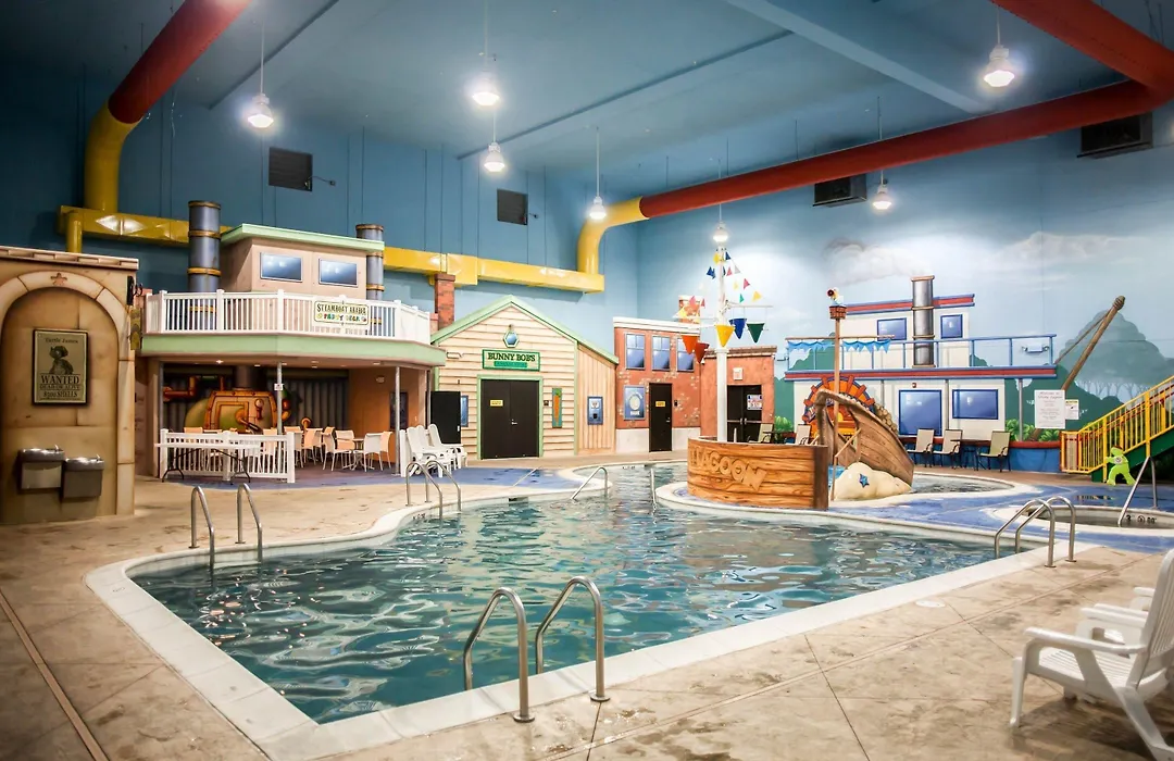 Sleep Inn & Suites Indoor Waterpark-1