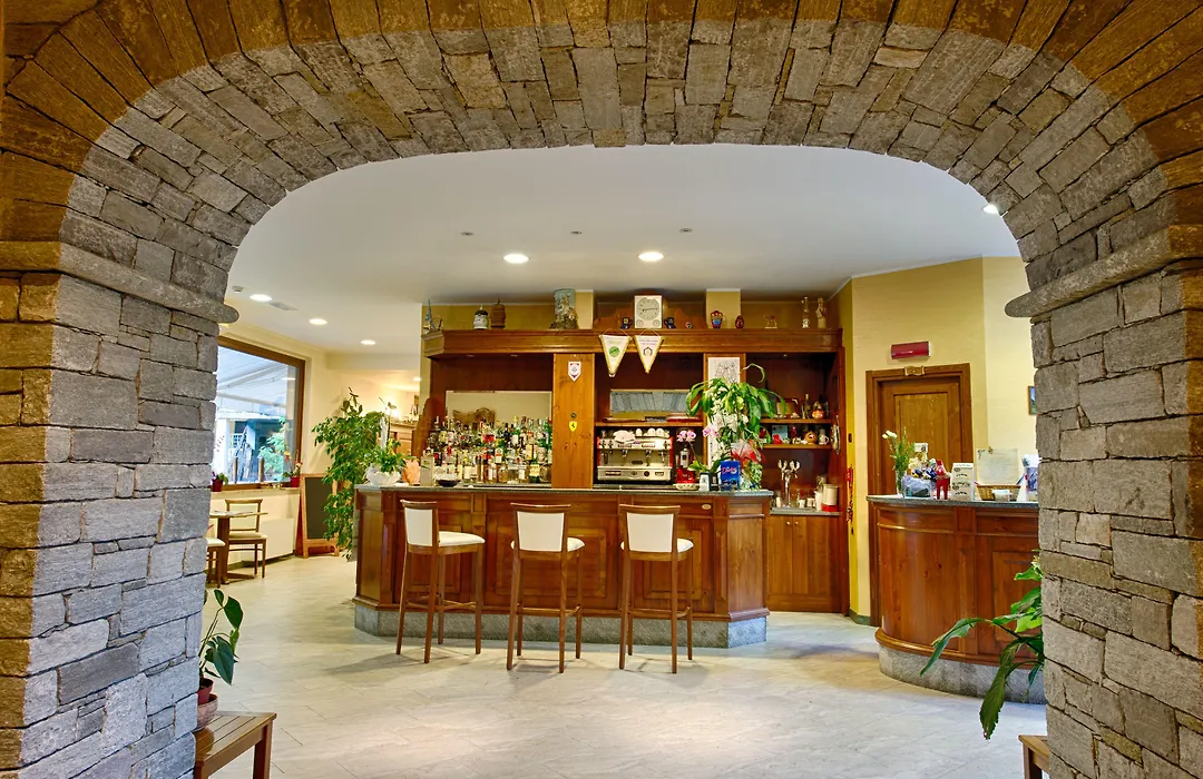 Crabun Hotel-1