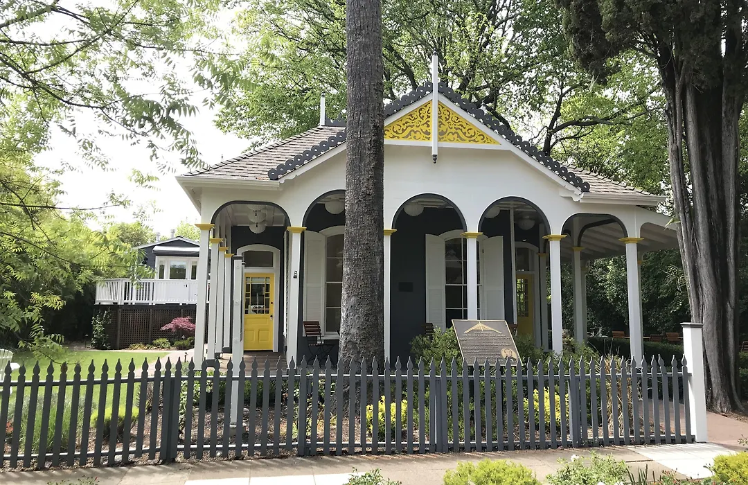 Brannan Cottage Inn-1