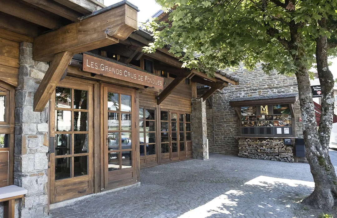 M de Megève-1