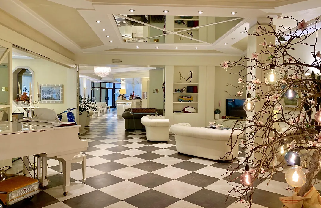 Hotel Brescia-1