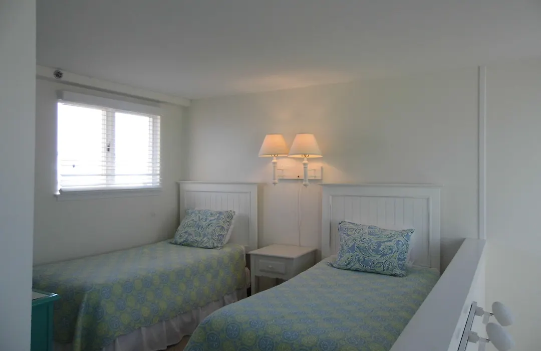 Windward Shores-1