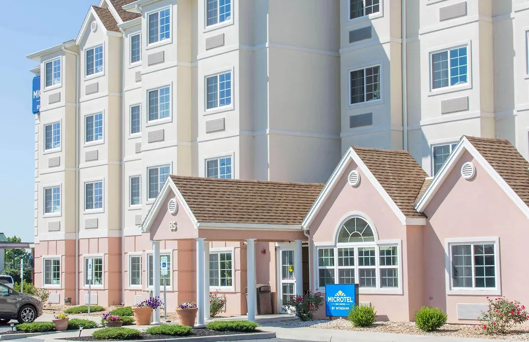 Microtel Inn & Suites By Wyndham Harrisonburg-1