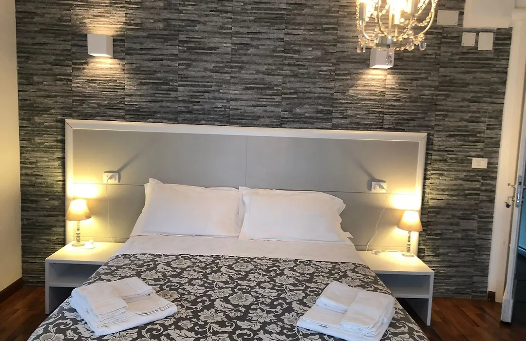 B&B Elios Rooms-1