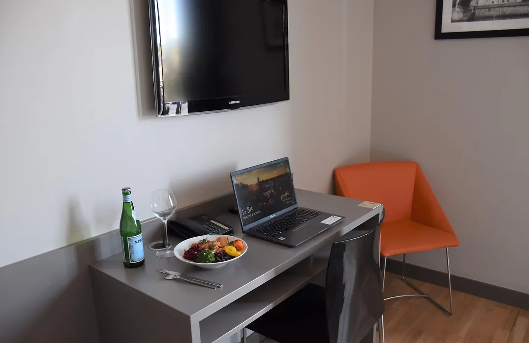 Dock Ouest Residence Groupe Paul BOCUSE-1