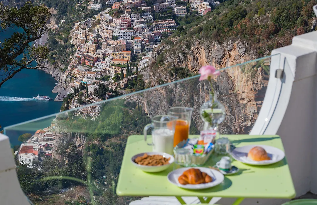 Bacio Del Sole B&B Positano-1