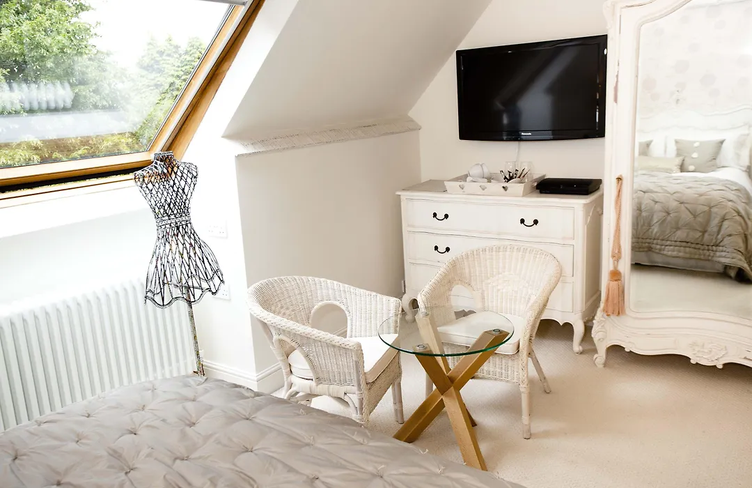 Windfalls Boutique Hotel-1