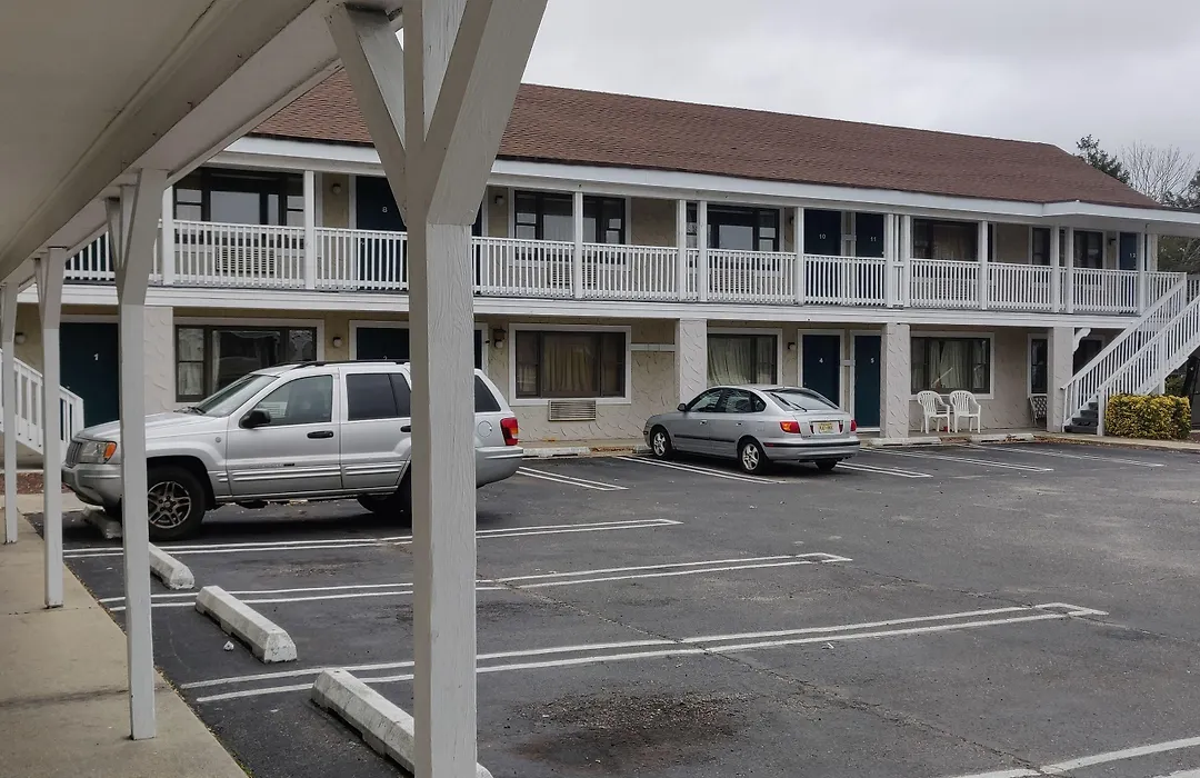 Point Pleasant Inn-1
