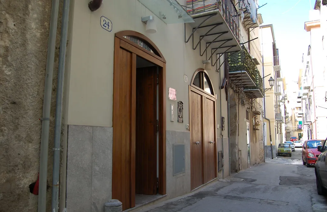 Federico Secondo-1