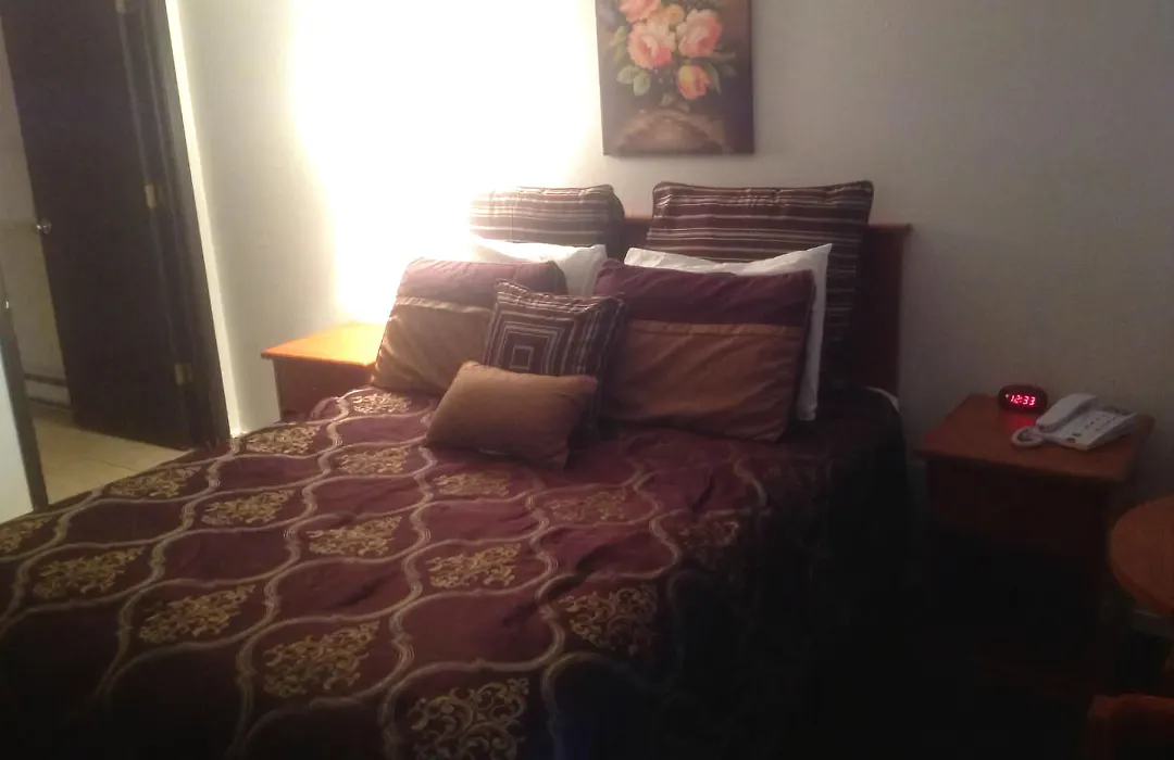Motel West-1