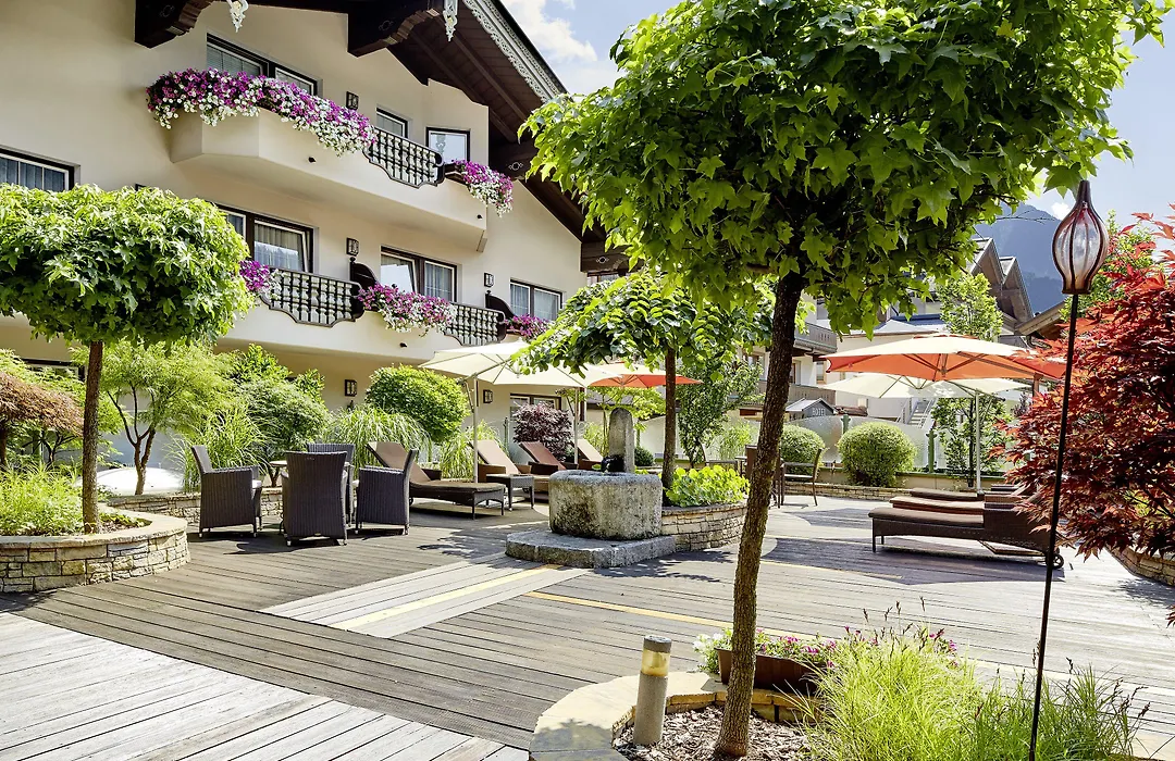 Hotel Neue Post-1
