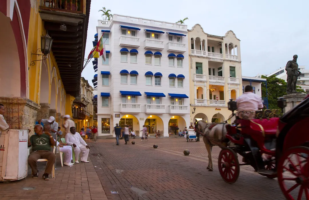 Nh Royal Urban Cartagena-1