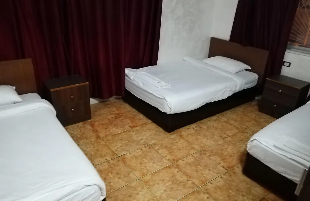 Al-Houriat Hotel-1
