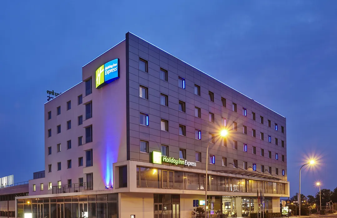 Holiday Inn Express Lisbon Alfragide By Ihg-1