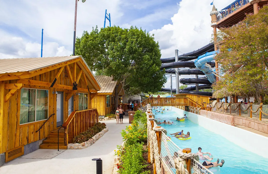 The Resort At Schlitterbahn-1