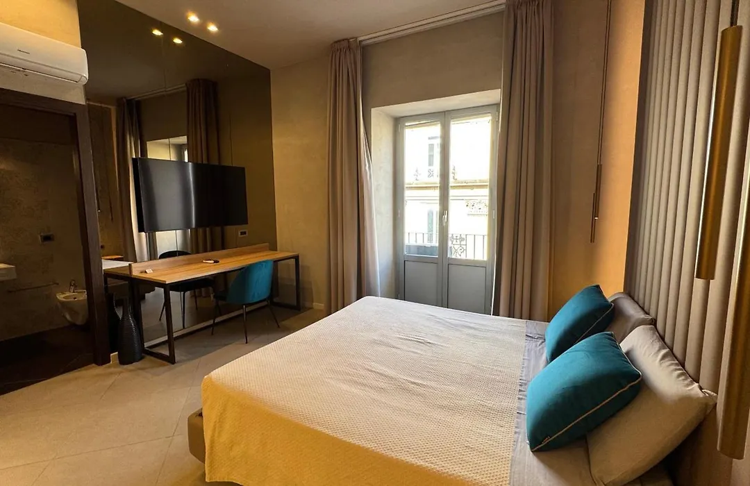 Tropicana Room-1
