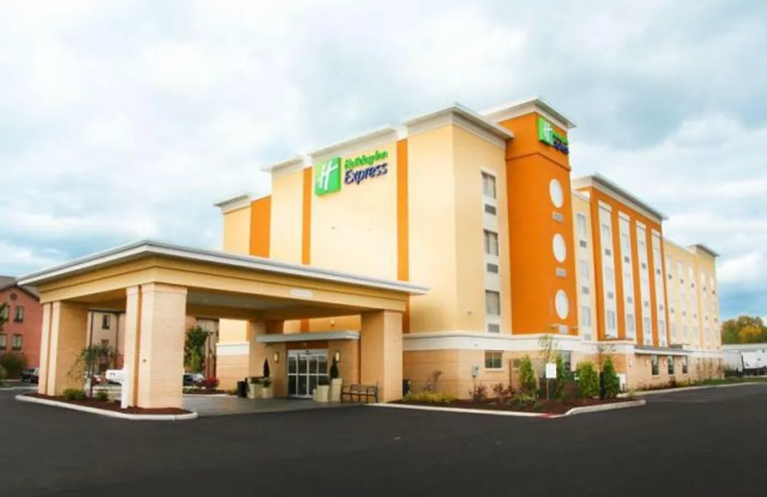 Holiday Inn Express Toledo North By Ihg-1