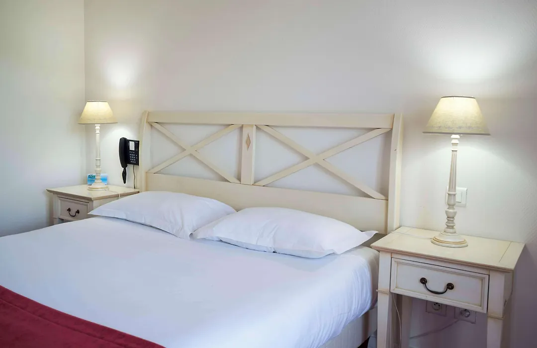 Brit Hotel Du Perche-1