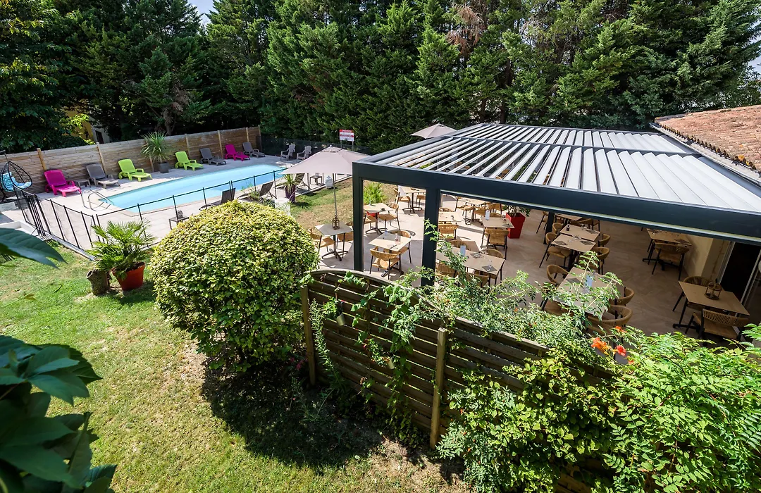 Hôtel Clos Fleuri-1