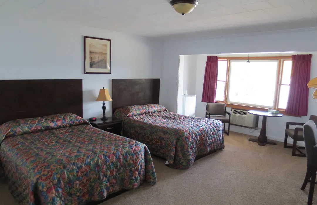 Lake 'N Pines Motel-1
