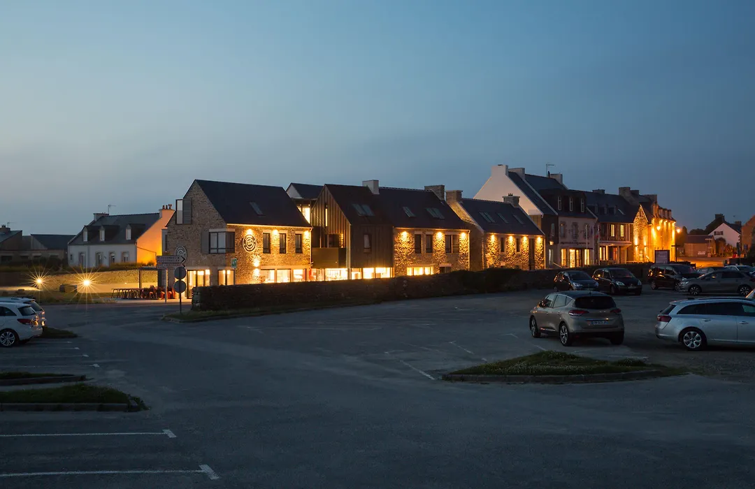 Hostellerie de la Pointe Saint-Mathieu - SPA&Restaurant-1
