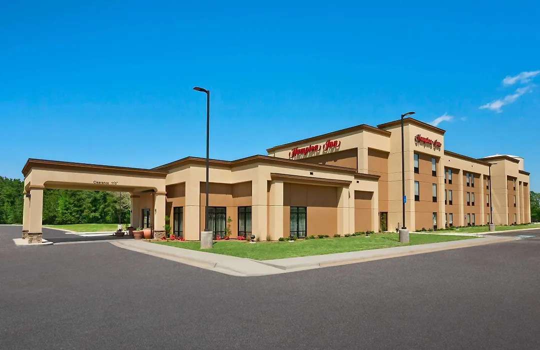 Hampton Inn Magnolia-1